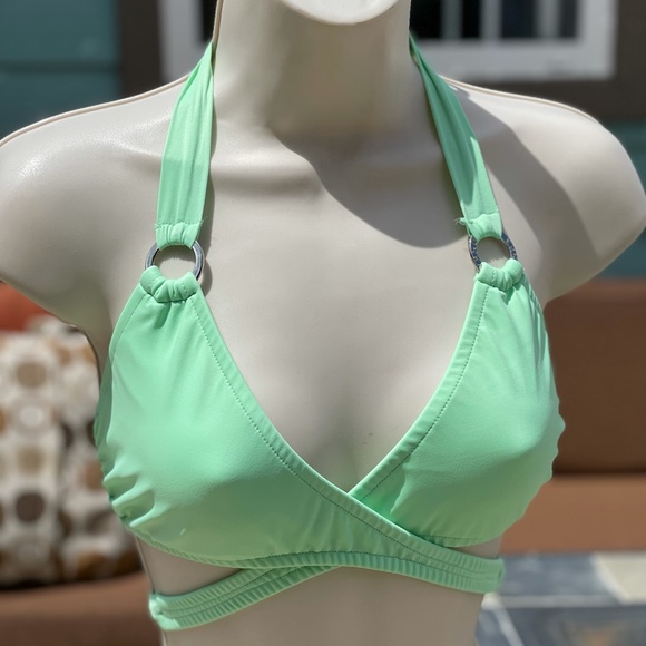 Venus Wrap Bikini Tops 💙 - Picture 7 of 17